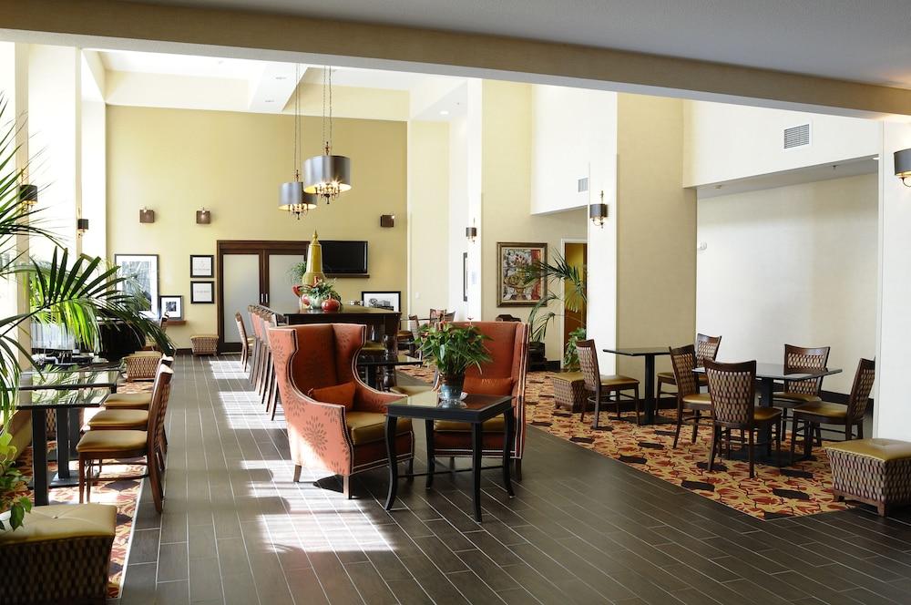 Hampton Inn & Suites Redding Εξωτερικό φωτογραφία