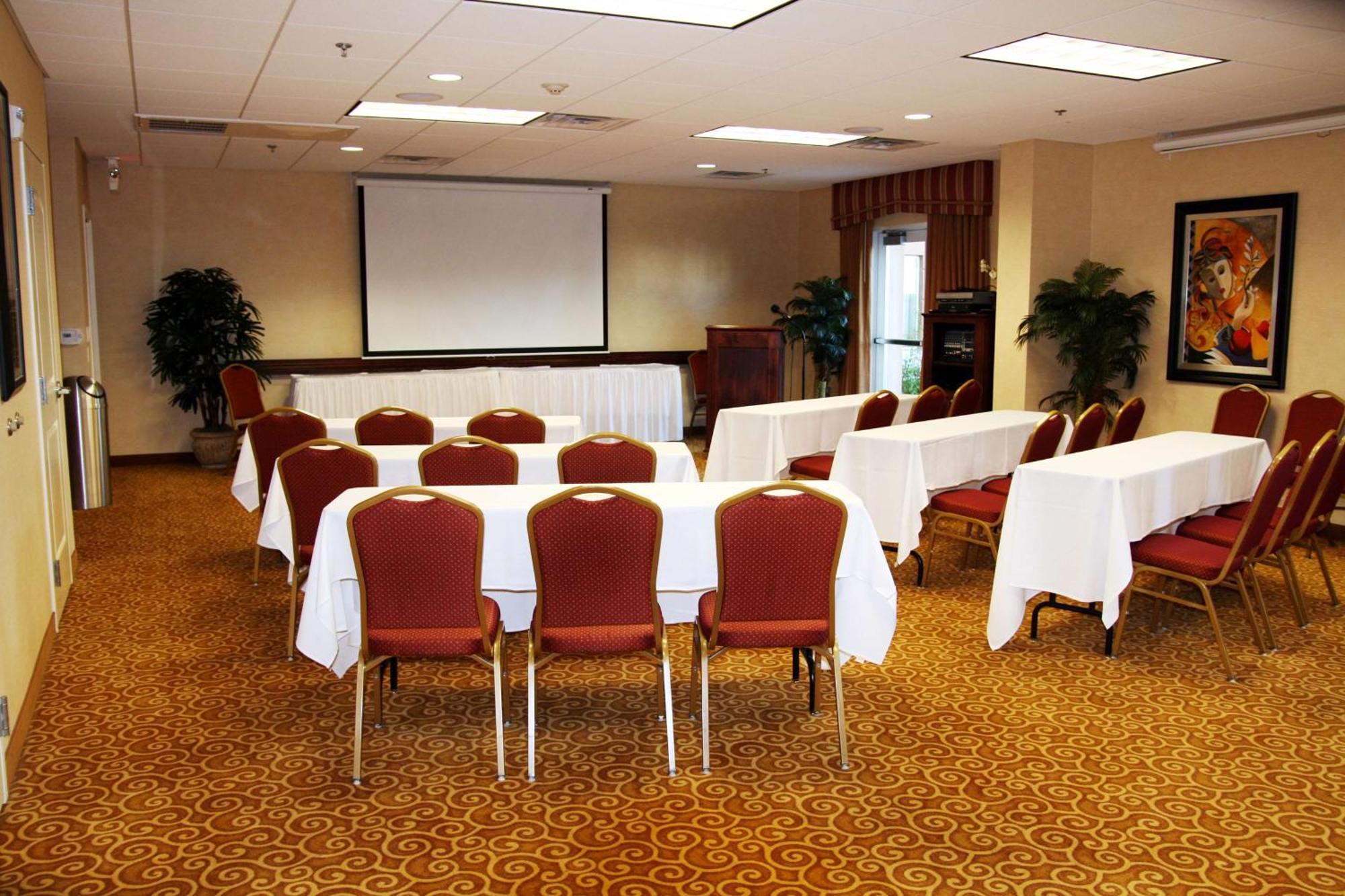 Hampton Inn & Suites Redding Εξωτερικό φωτογραφία