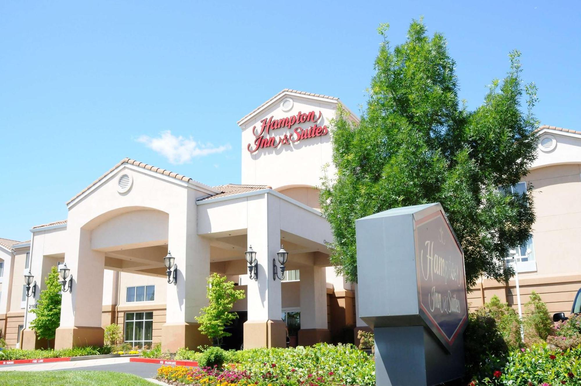 Hampton Inn & Suites Redding Εξωτερικό φωτογραφία