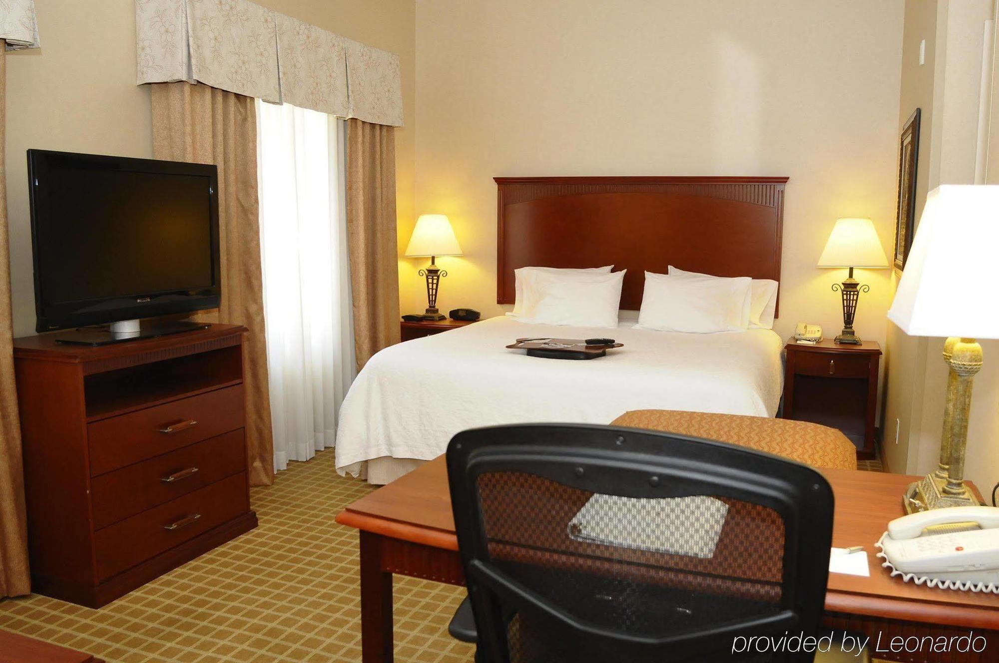 Hampton Inn & Suites Redding Εξωτερικό φωτογραφία